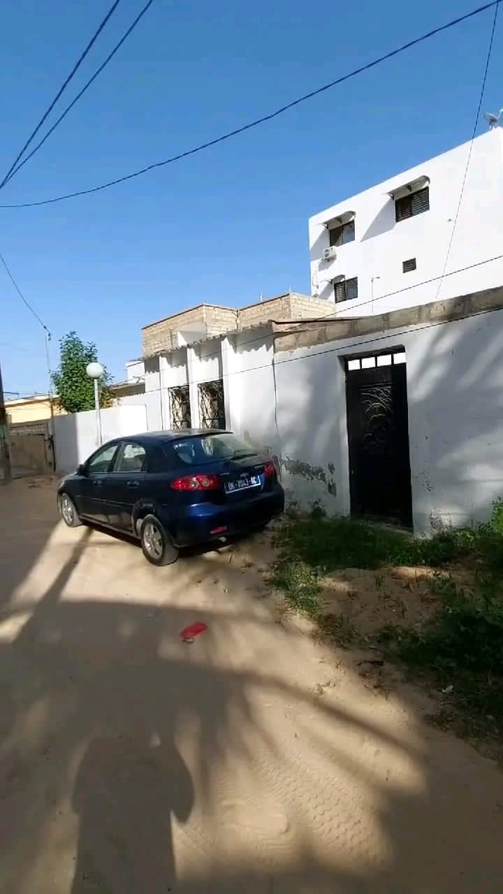 Villa de 200m2 à vendre à Liberté 6