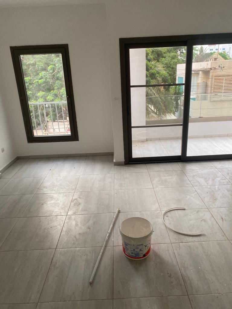 Appartement 4 pièces à louer au Point E