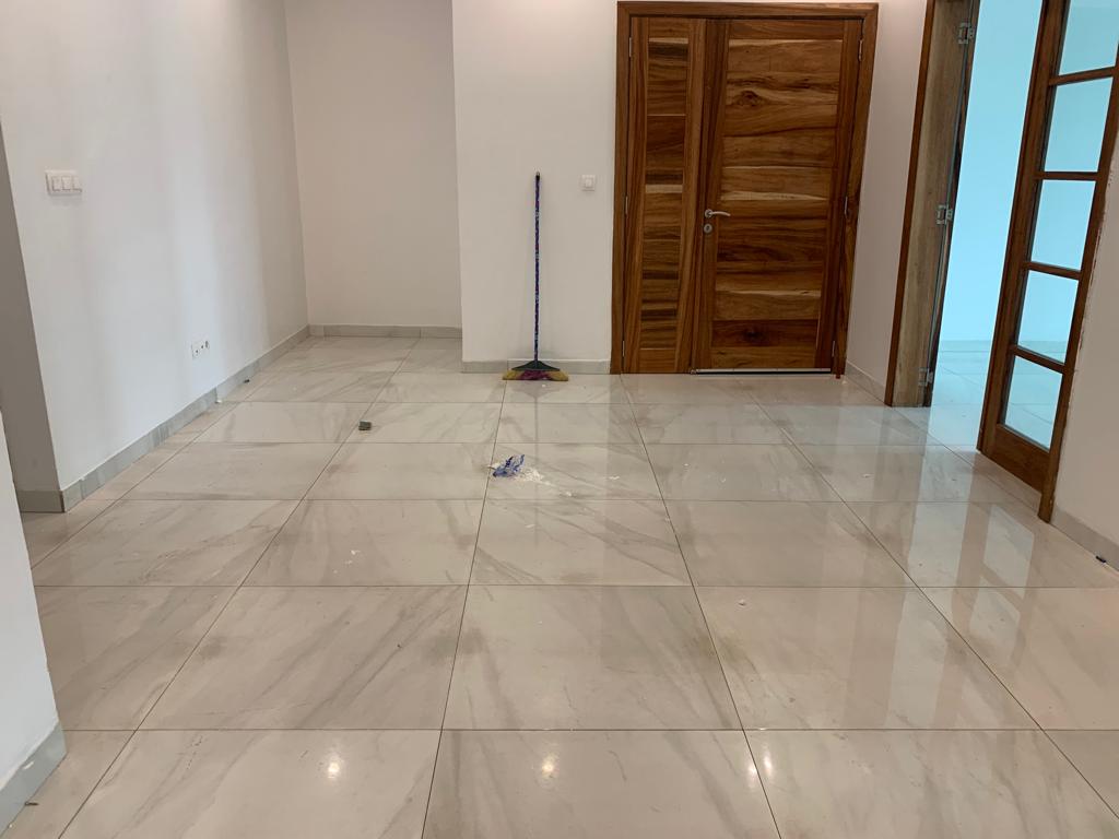 Appartement neuf de 4 pièces à louer à Sacré Cœur