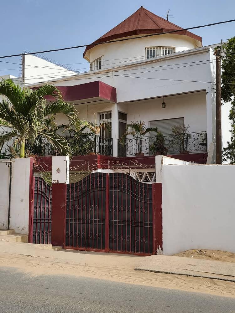 Villa R+1 de 207m2 avec 6 pièces à vendre à Nord Foire