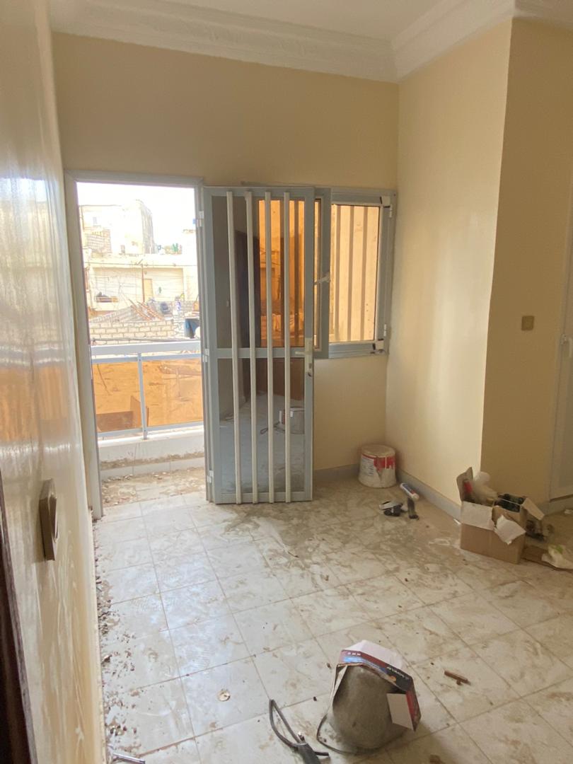 Chambres + SDB + balcon à Liberté 6 à Louer